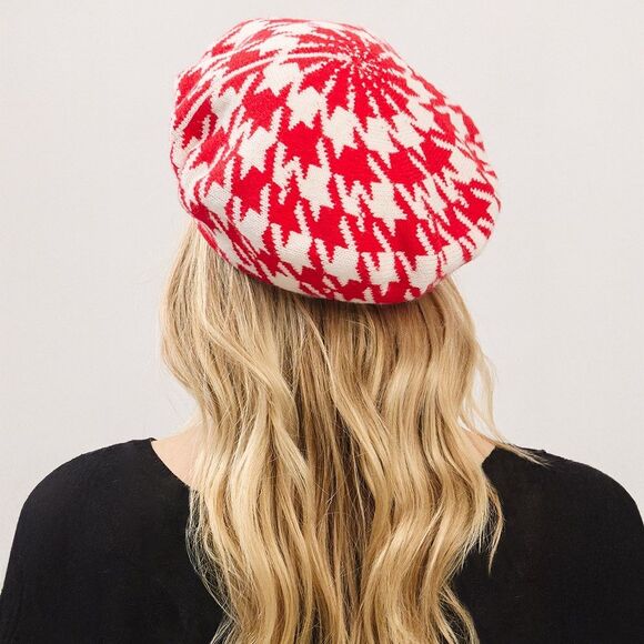 Classic Houndstooth Knit Beret Hat Women’s Winter Warm Stylish One Size - Picture 2 of 6